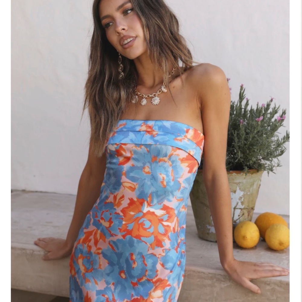 Fortunate One Sweet Moments Maxi Dress – Blue (NWT) Size M